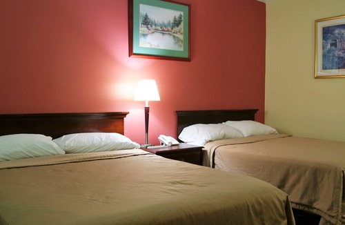 Otonabee-South Monaghan Hotel | Blue Jay Motel