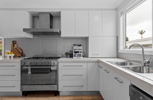 Vincentia House | Blue Lagoon - by Latitude South Coast