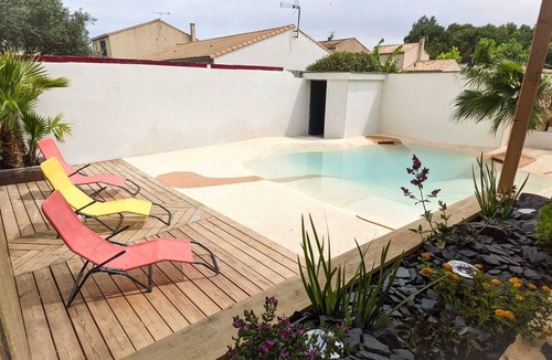 Colombiers House | Blue Lagoon