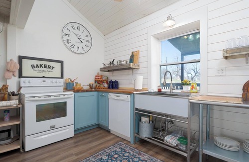Abilene House | Blue Legacy: Where Adventure & Relaxation Collide!