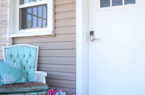 Lincoln Cottage | Blue Lily Cottage