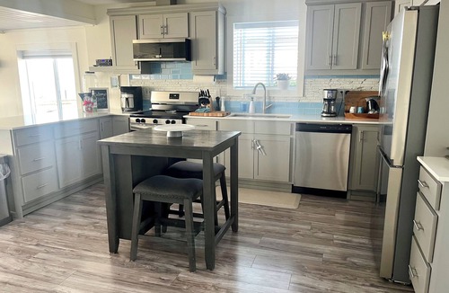 Summerside House | Blue Lobster Summerside Harbour