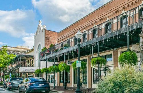 Southeast Pensacola House | Blue Luxe