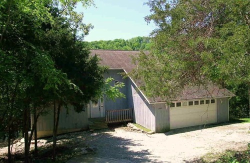 Lost Bridge Village House | Blue Moon-Lakefront-Sleeps 25! 3 Levels, On Secluded Quiet Cove-Marina Nearby
