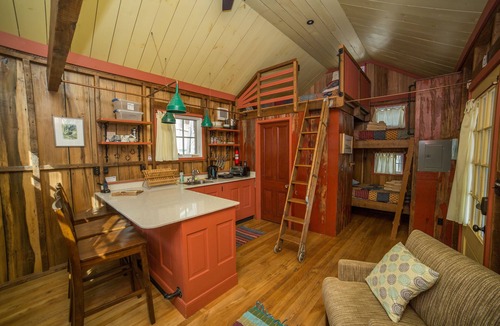 McHenry Cabin | Blue Moon Rising