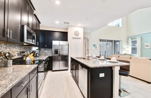 Davenport House | Blue Moon Valley Villa: Private Pool/Spa!