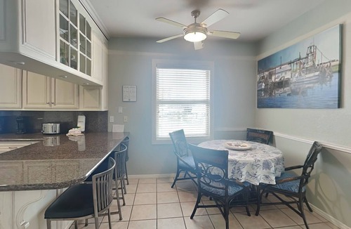 Isla Del Sol House | Blue Moon | Waterfront Home near the Beach.