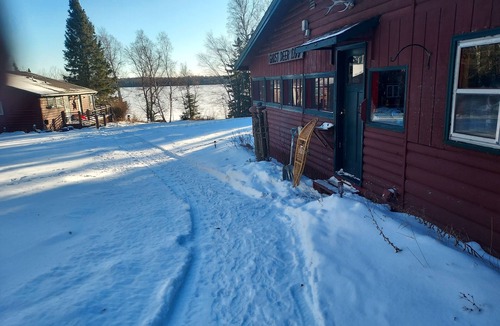 Grand Marais Cabin | BLUE MOOSE LODGEnGrand MaraisnRUSTIC CABIN on Devil Track Lake