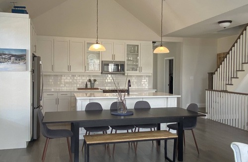 Glen Huron House | Blue mountain view, 4 bedroom home, steps to the village.