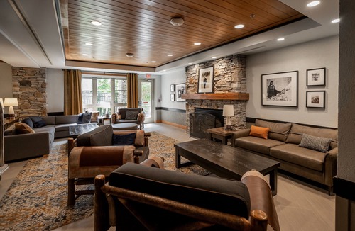 The Blue Mountains Hotel | Blue Mountain Resort Village Suites