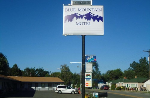 Okanogan Hotel | Blue Mountain Motel
