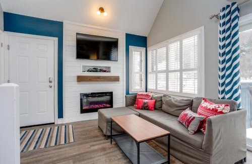Craigleith Apartment | Blue Mountain Studio Loft at North Creek Resort