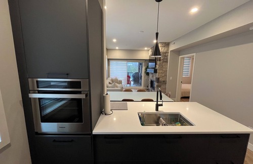 Glen Huron Condo | Blue Mountain Village Condo w/Pool - Steps from Scandinave!