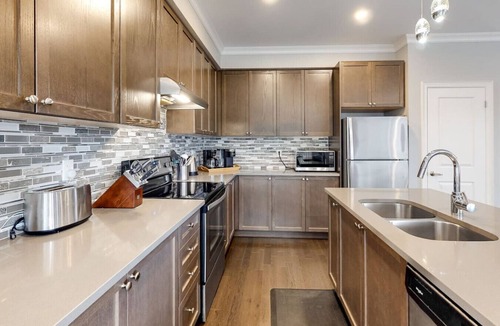 The Blue Mountains Villa | Blue Mtn Townhome w/Summer Pool!