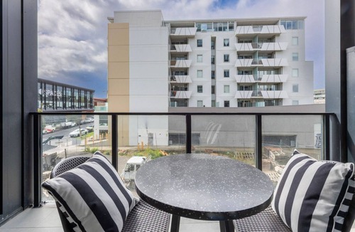 Preston Apartment | Blue Oasis Preston Rooftop Pool Escape
