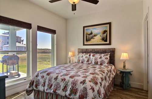 Port Aransas House | Blue Pearl | Balcony Gulf View, Great for Families