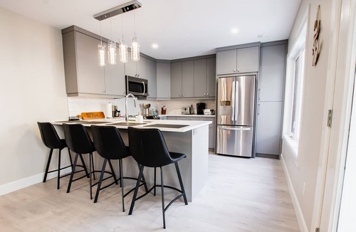Grand Bend House | *Blue Pearl Beach House* in Grand Bend nLower Unit