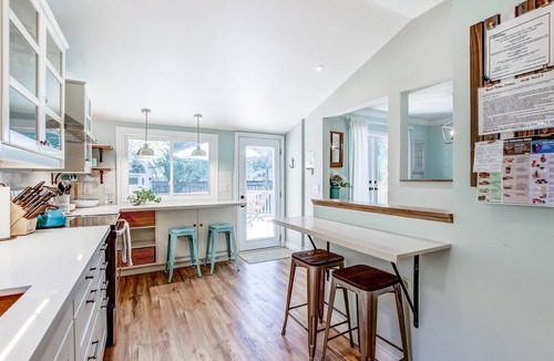 Historic Old Town House | Blue Pearl, Your Tranquil Oasis