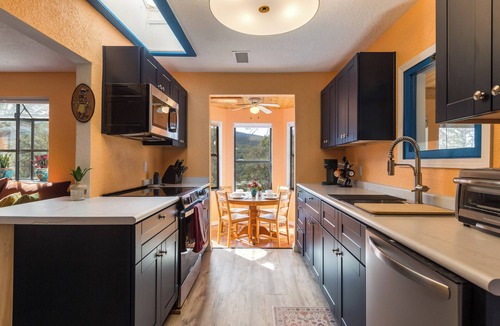 Zuzax Cabin | Blue Pine Cabin