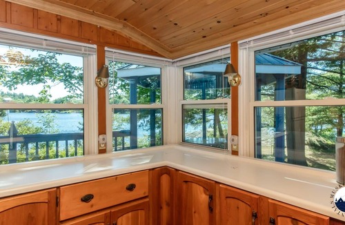 Georgian Bay House | Blue Point cottage on Little Go Home Bay