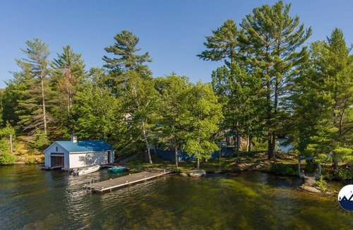 Georgian Bay House | Blue Point cottage on Little Go Home Bay