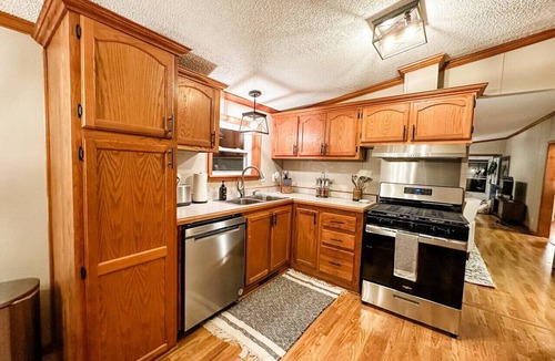 Farwell House | Blue Ribbon Cabin