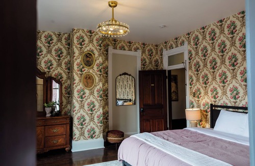 Buena Vista Bed & Breakfast | Blue Ridge Abbey Bed & Breakfast