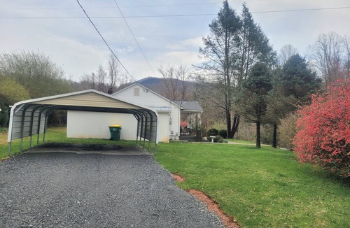 Lovingston Cottage | Blue Ridge Cottage