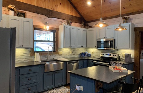 Morganton Cabin | Blue Ridge, GA - Cozy Mountain Cabin