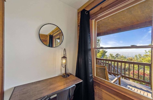 Millville Cabin | Blue Ridge Getaway - Sunset Views, A.T. Access