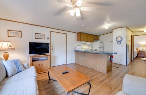 Waynesville House | Blue Ridge Mtns Group Getaway w/Hot Tub Access