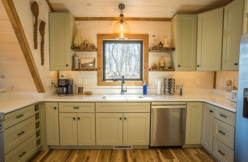Burks Fork House | Blue Ridge Parkway Chalet