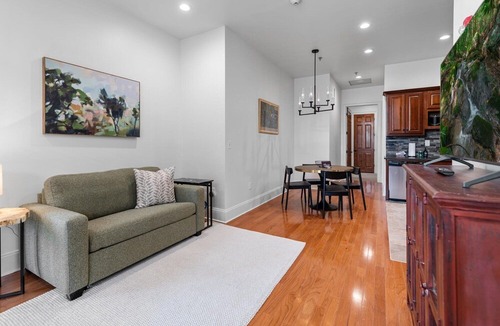 Blue Ridge House | Blue Ridge Suite 3 - Downtown