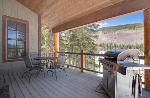 Blue River House | Blue River Family Getaway! Private Hot Tub!