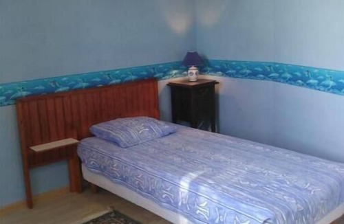 Donneville Bed & Breakfast | Blue room