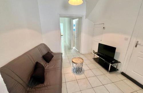 Sainte-Anne - Faubourg Noyon Apartment | Blue Serenity