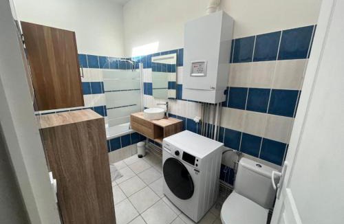 Sainte-Anne - Faubourg Noyon Apartment | Blue Serenity