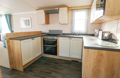 Llandwrog Cottage | Blue Skies