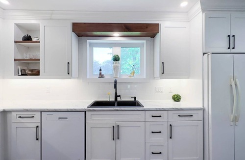 Bayfield Cottage | Blue Skies House - Cool Games Room