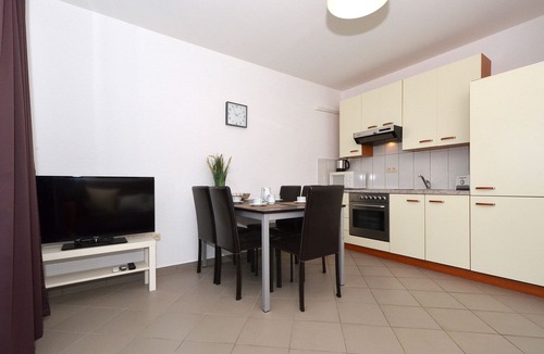 Mastrinka Apartment | BLUE SKY 2 Apartment with sea view, for 4 + 1 persons
