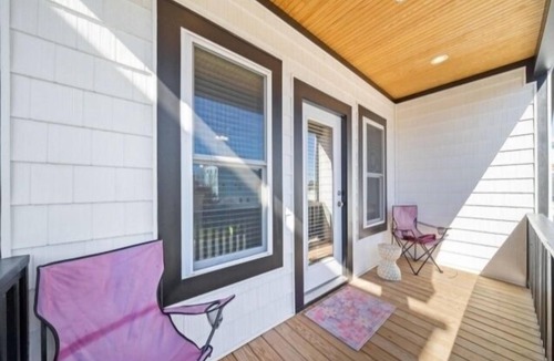 Wilmington Beach Villa | Blue Snapper (3-Bedroom Villa) by RedAwning