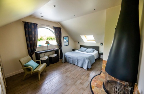 L'Oudon Bed & Breakfast | BLUE SPA Suite 2 pers JACCUZZI AND PRIVATE HAMMAM, breakfasts and SPA access