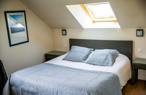 L'Oudon Bed & Breakfast | BLUE SPA Suite 2 pers JACCUZZI AND PRIVATE HAMMAM, breakfasts and SPA access