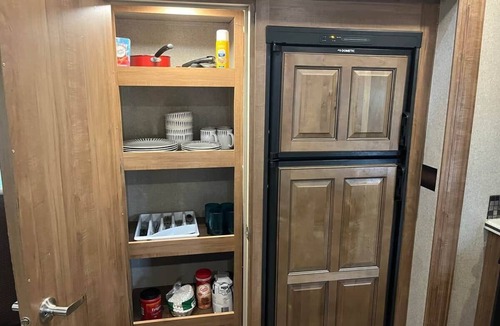 Madison House | Blue Spring Hideaway