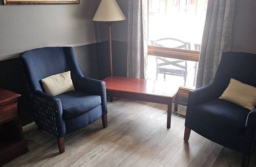 North Platte Hotel | Blue Spruce Motel