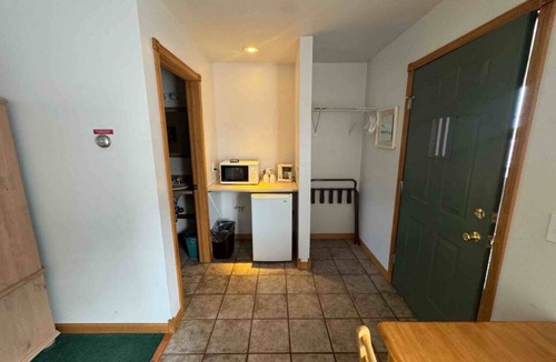 Port Austin Hotel | Blue Spruce Motel