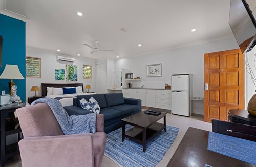 Yungaburra Apartment | Blue Summit Hideaway