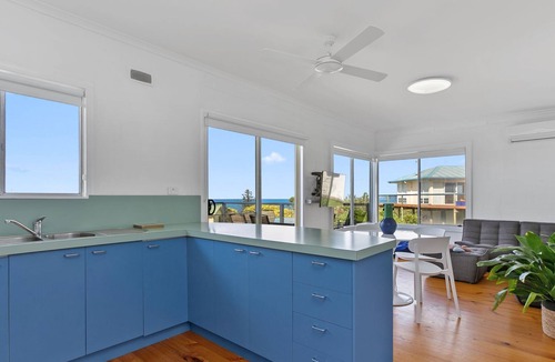Skenes Creek House | Blue Surf