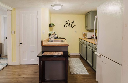 Wells Beach House | Blue Tides Summary: B