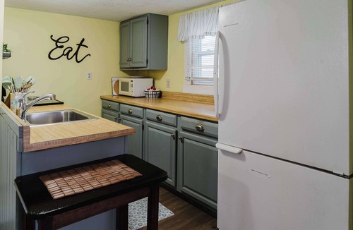 Wells Beach House | Blue Tides Summary: B